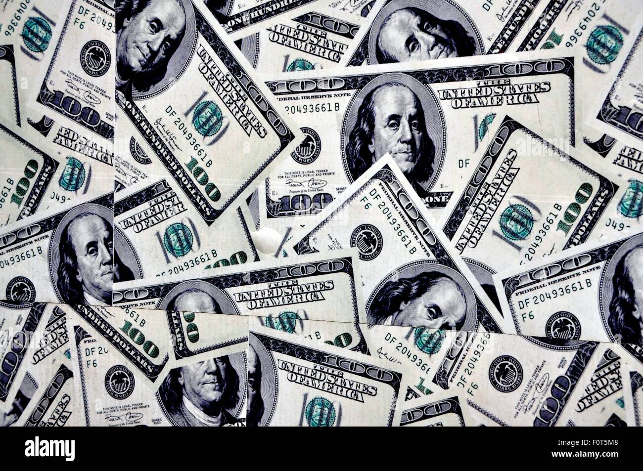 Philadelphia, Pennsylvania: Eine Montage von 100 US-Dollar Rechnungen mit Benjamin Franklin Gesicht Stockfoto