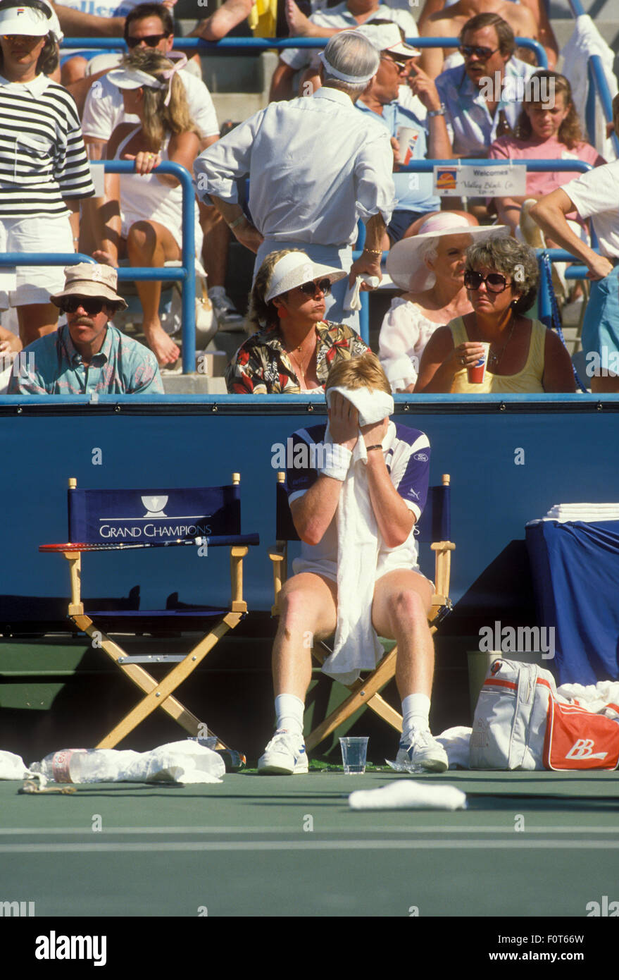 Boris Becker bei der Newsweek Champions Cup-Turnier in Indian Wells, Kalifornien im März 1988. Stockfoto