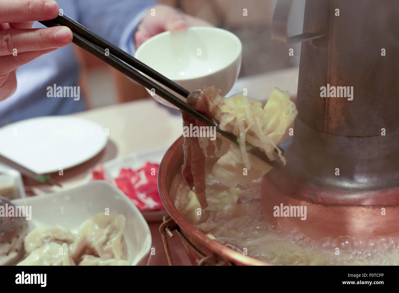 Taiwanesischen Stil traditioneller Hotpot Stockfoto