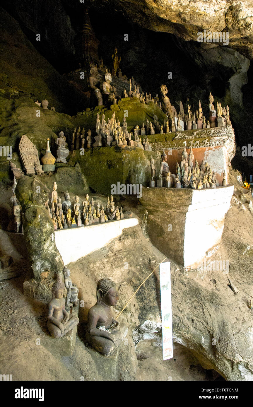 Pak Ou Höhlen am Mekong River in der Nähe von Luang Prabang in laos Stockfoto