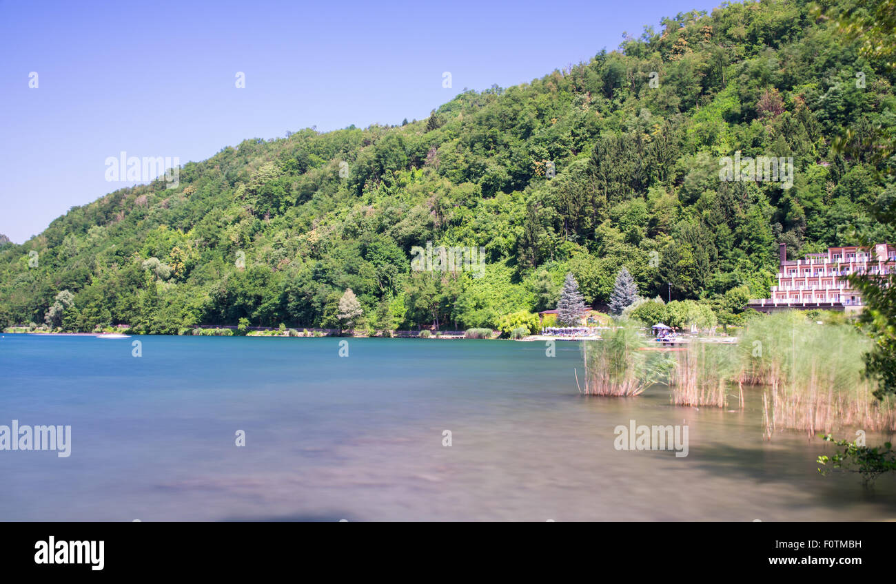 Levico See, eines der schönsten Seen in Italien. Stockfoto