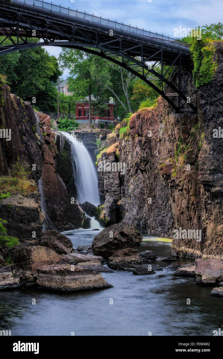 Great Falls auf der Passaic River in der Stadt Paterson in Passaic County im US-Bundesstaat New Jersey. Stockfoto