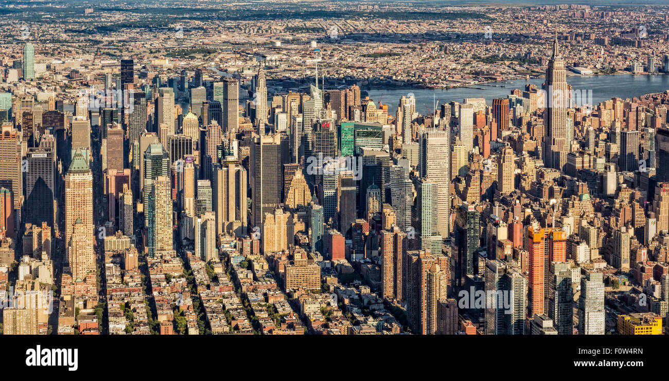 Blick auf die Skyline von Midtown Manhattan in New York City. S Stockfoto