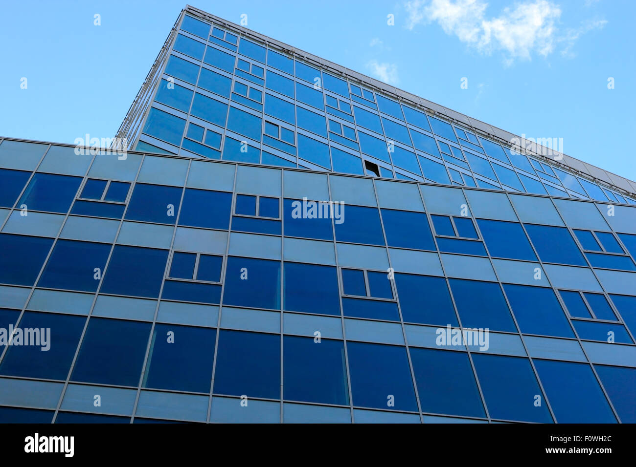Nahaufnahme des neuen Bürogebäudes. Stockfoto