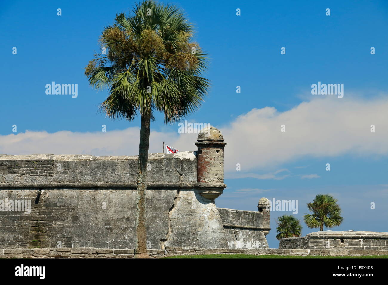 Castillo de San Marcos Nationaldenkmal, St. Augustine, Florida - South-West-Ecke und Süd-Ost-Ecke und Wand Stockfoto