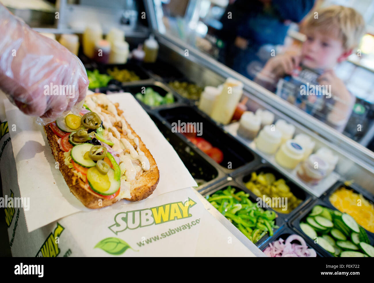 Subway Sandwich Worker Stockfotos und -bilder Kaufen - Alamy