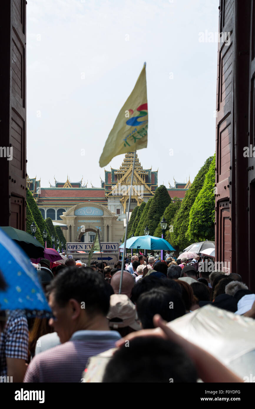 Menschenmassen in Grand Palace in Bangkok. Thailand Stockfoto