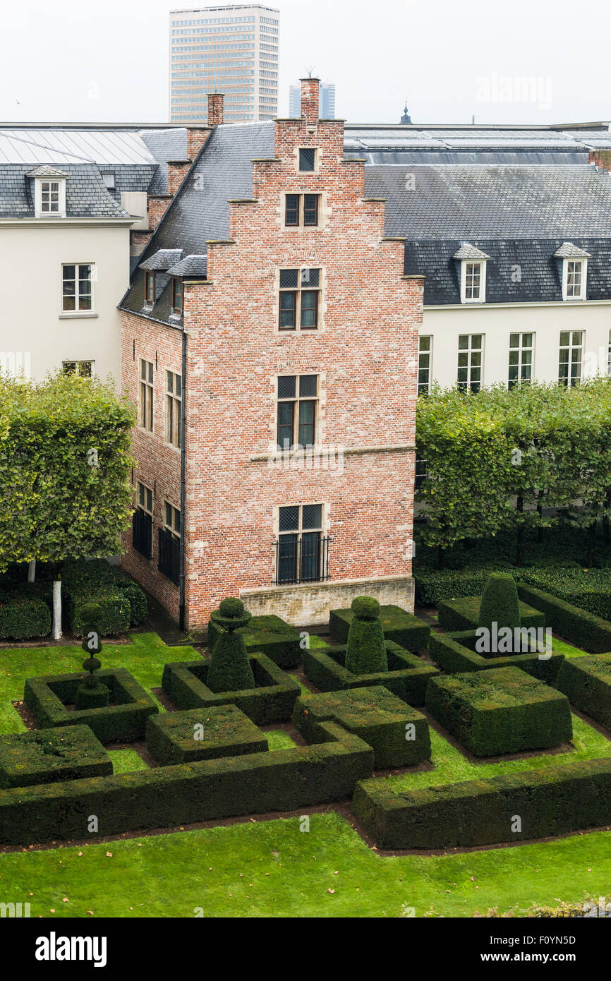 Königliche Kapelle Museum topiary Garten, Brüssel, Belgien Stockfoto