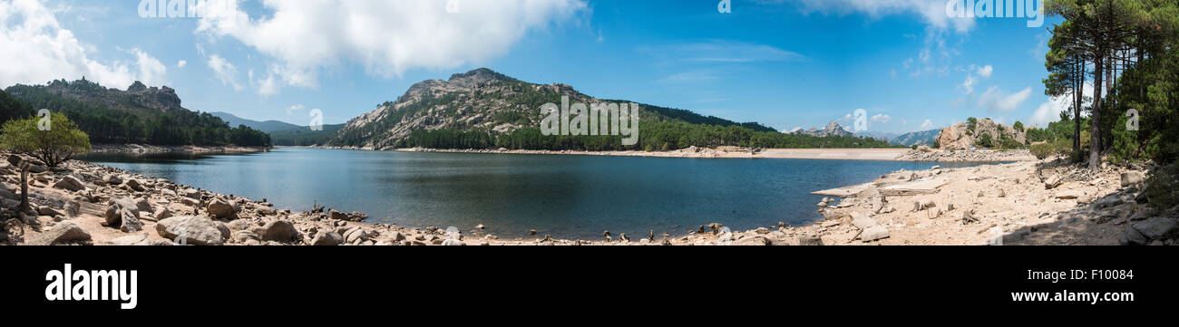 Reservoir von Ospedale, Barrage de l'Ospedale, Highland Massif de L'Ospedale Porto-Vecchio, Departement Corse-du-Sud, Corsica Stockfoto