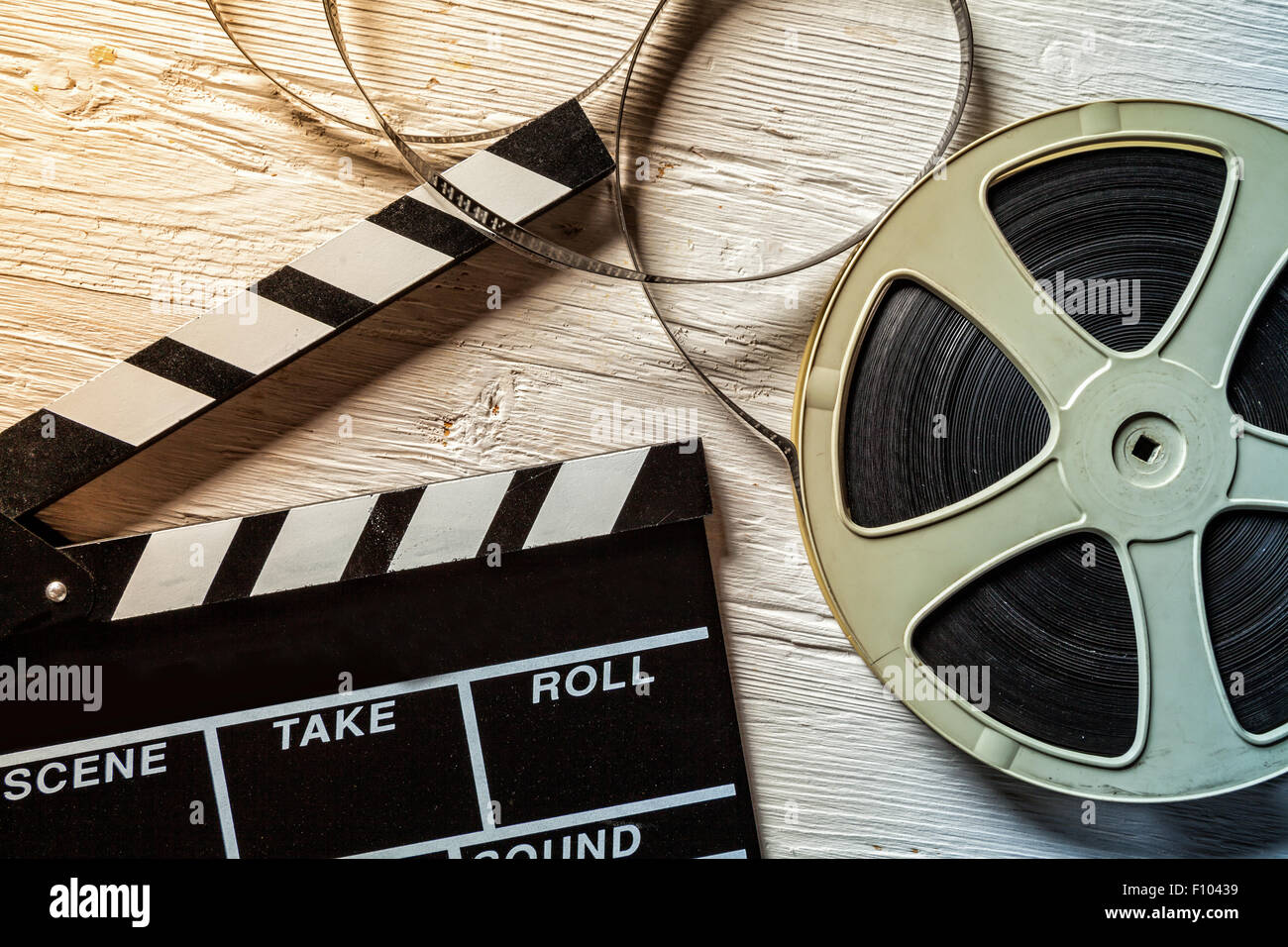 Film Kamera Tafel und roll Stockfoto