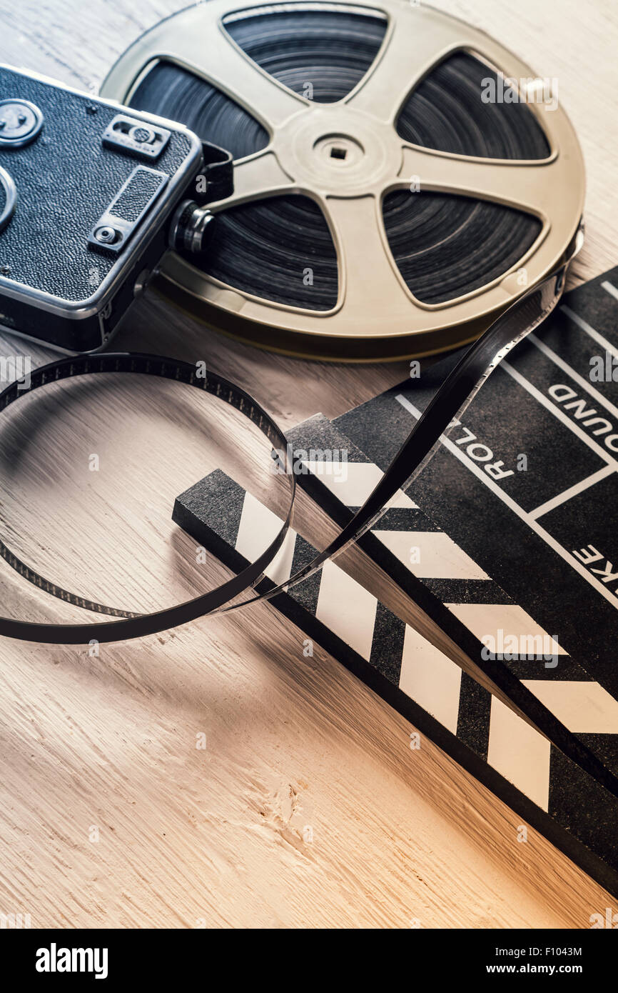 Film Kamera Tafel und roll Stockfoto