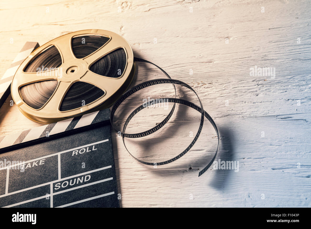 Film Kamera Tafel und roll Stockfoto