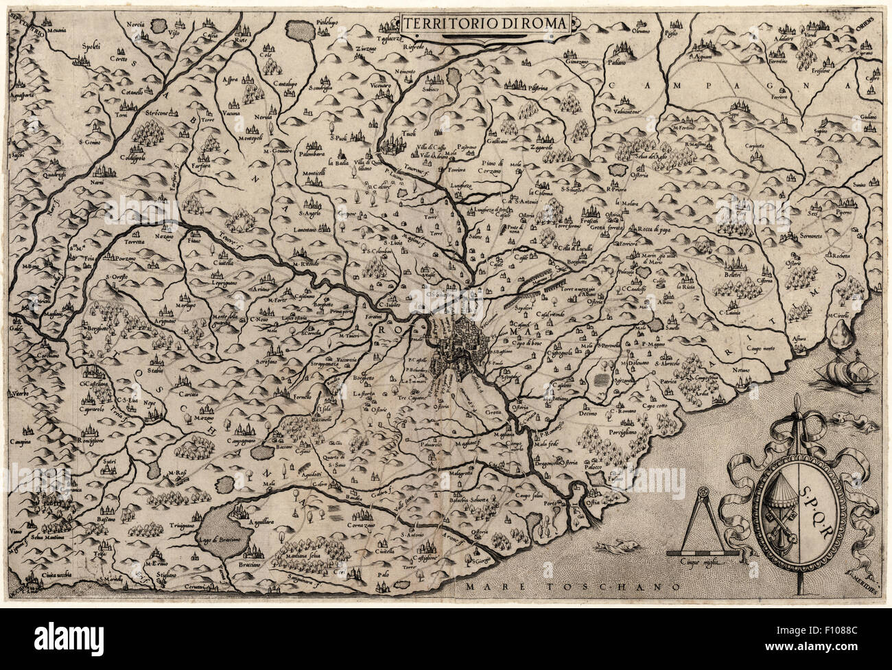 "Territorio di Roma" - Karte von Rom und umliegenden Gebieten 1559 von Giovanni Francesco Camocio (1552-1575) nach der Kartographie des Eufrosino della Volpaia. Kartusche verfügt über SPQR und das Symbol des Symbols von der Kamera Apolistica des Vatikans. Stockfoto
