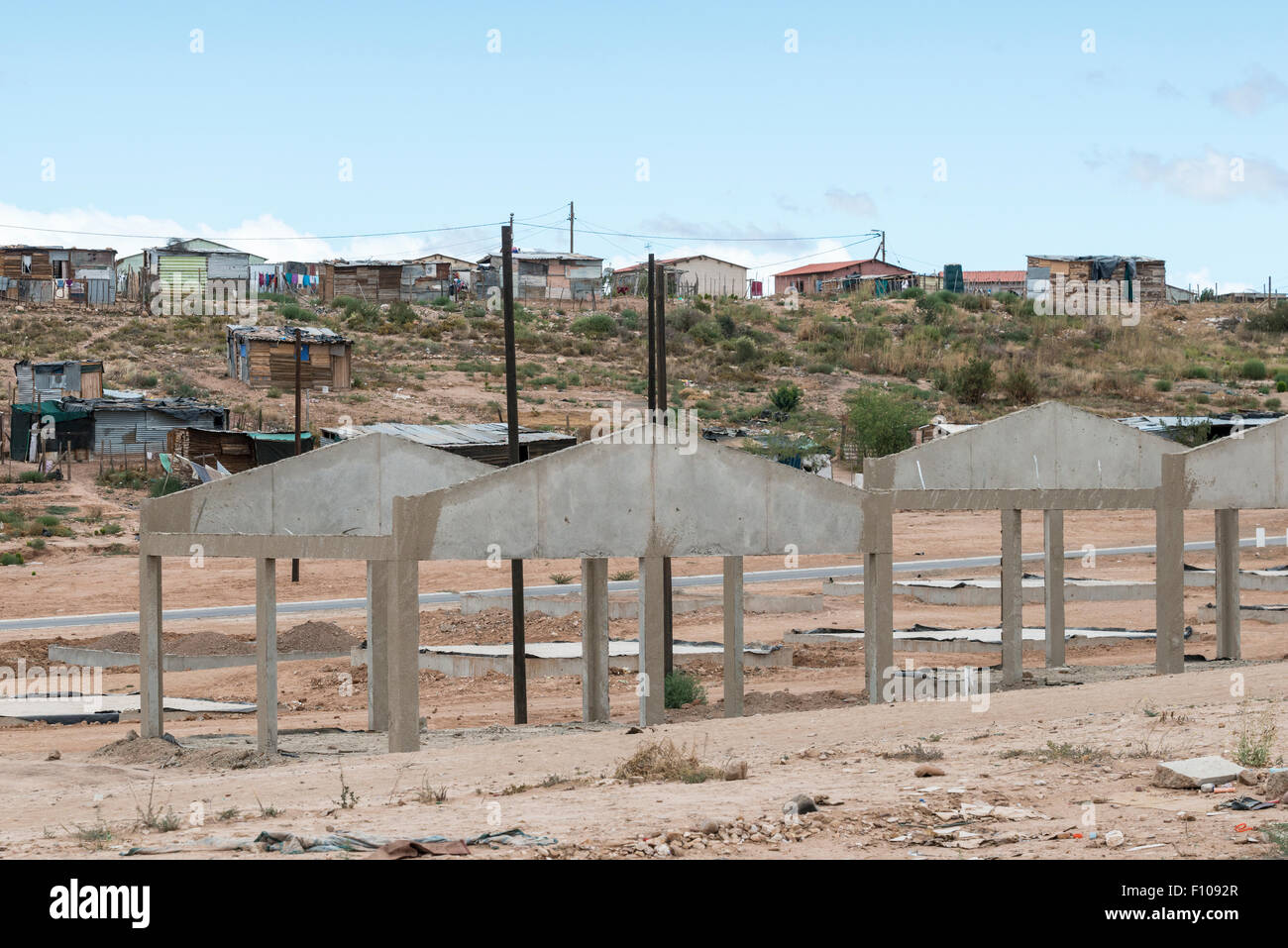 Regierung unterstützt Bau von Häusern in einem Township, Oudtshorn, Western Cape, Südafrika Stockfoto
