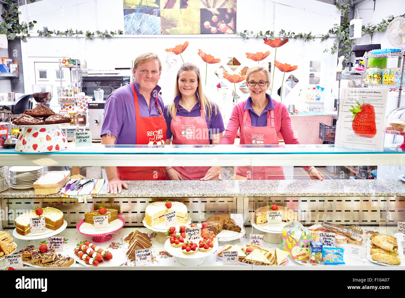 Die Familie die das Pfarrhaus Farm Cafe Stanton St John, Oxfordshire Stockfoto