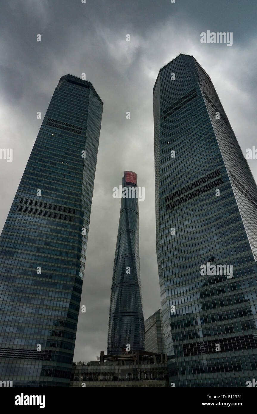 Shanghai Center Building und IFC Mall in Pudong Stockfoto