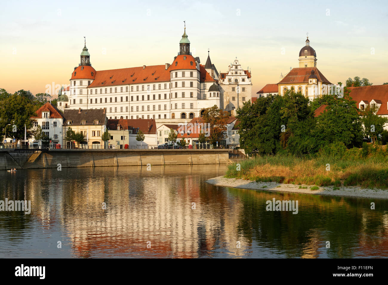 Schloss Neuburg, Schloss Neuburg an der Donau, Upper Bavaria, Bavaria, Germany Stockfoto