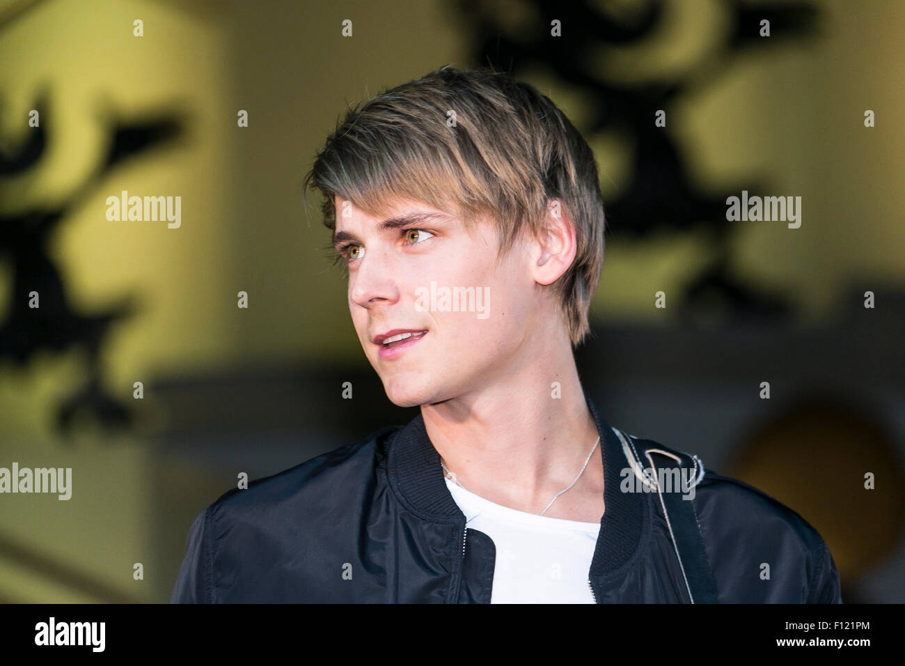 Tokio, Japan. 25. August 2015. John Andreasson führt ein Mitglied der schwedischen Boyband '' JTR'' als Teil der Special Sommer Live 2015 Veranstaltungen in IKSPIARI Shopping Mall im Tokyo Disney Resort am 25 August, Tokio, Japan. JTR wurden in Japan seit 19. August ihr neue Album zu fördern '' Oh mein mein '' die geht auf den Verkauf von August 26. Bildnachweis: Aflo Co. Ltd./Alamy Live-Nachrichten Stockfoto