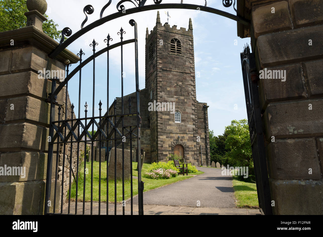 Die Kirche St. Bartholomäus, Longnor, Staffordshire, Peak District National Park, England, Vereinigtes Königreich. Stockfoto