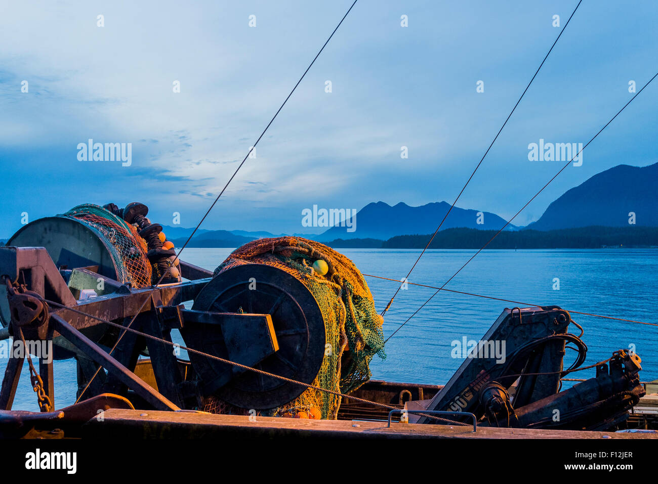 Angeln Boot net Winde, Tofino, Britisch-Kolumbien, Kanada Stockfoto