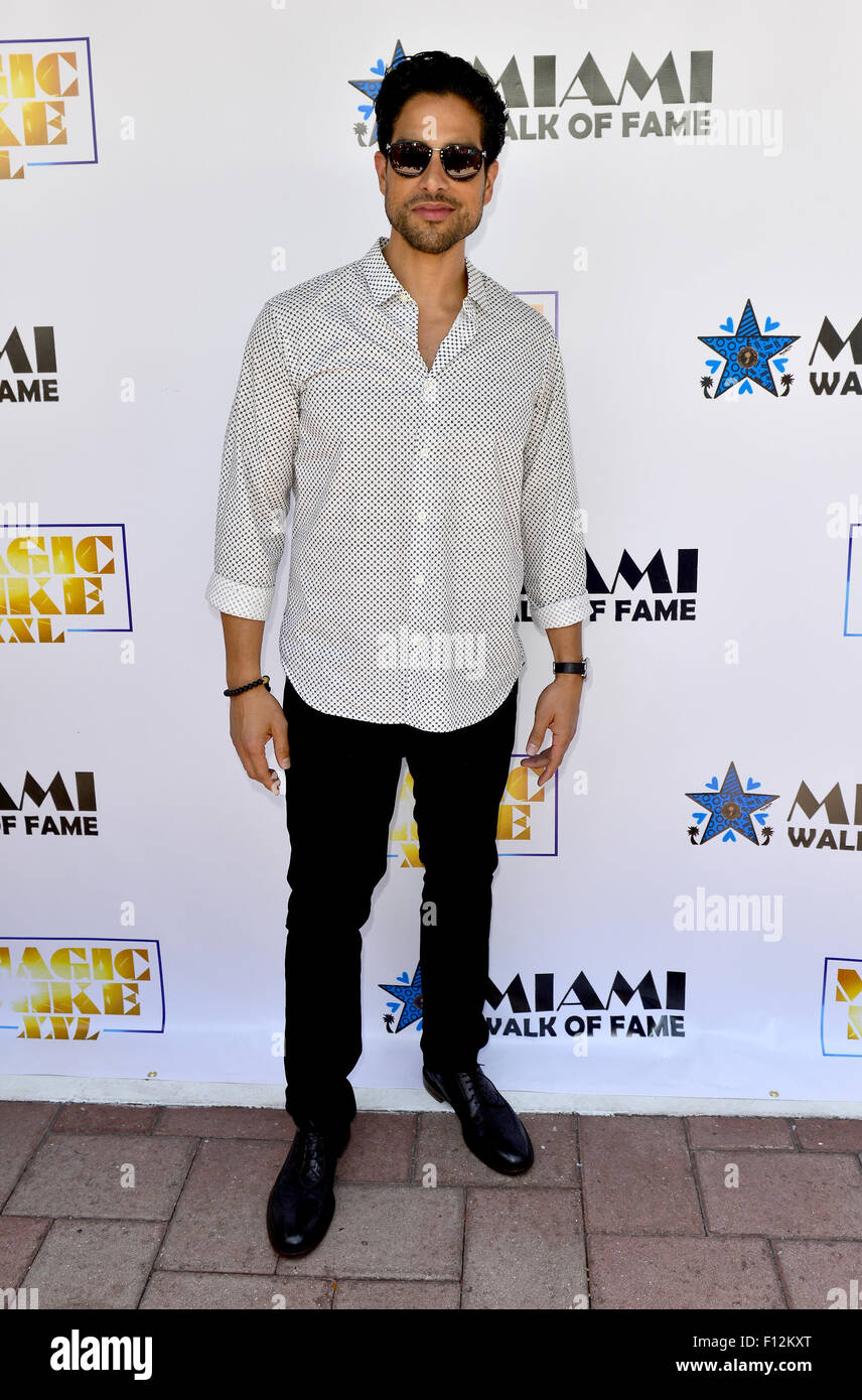 Magic Mike XXL-Besetzung mit Sternen auf der offiziellen Miami gehen von Ruhm mit geehrt: Adam Rodriguez Where: Miami, Florida, USA bei: 24. Juni 2015 Stockfoto