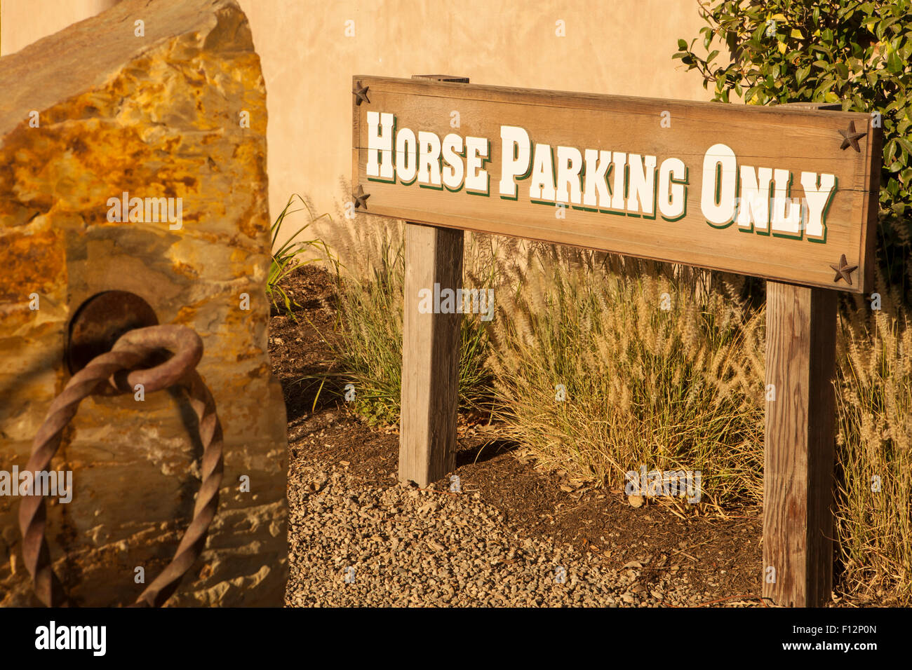 Pferd Parkplatz Schild, Roblar Weingut, Santa Ynez, Kalifornien Stockfoto