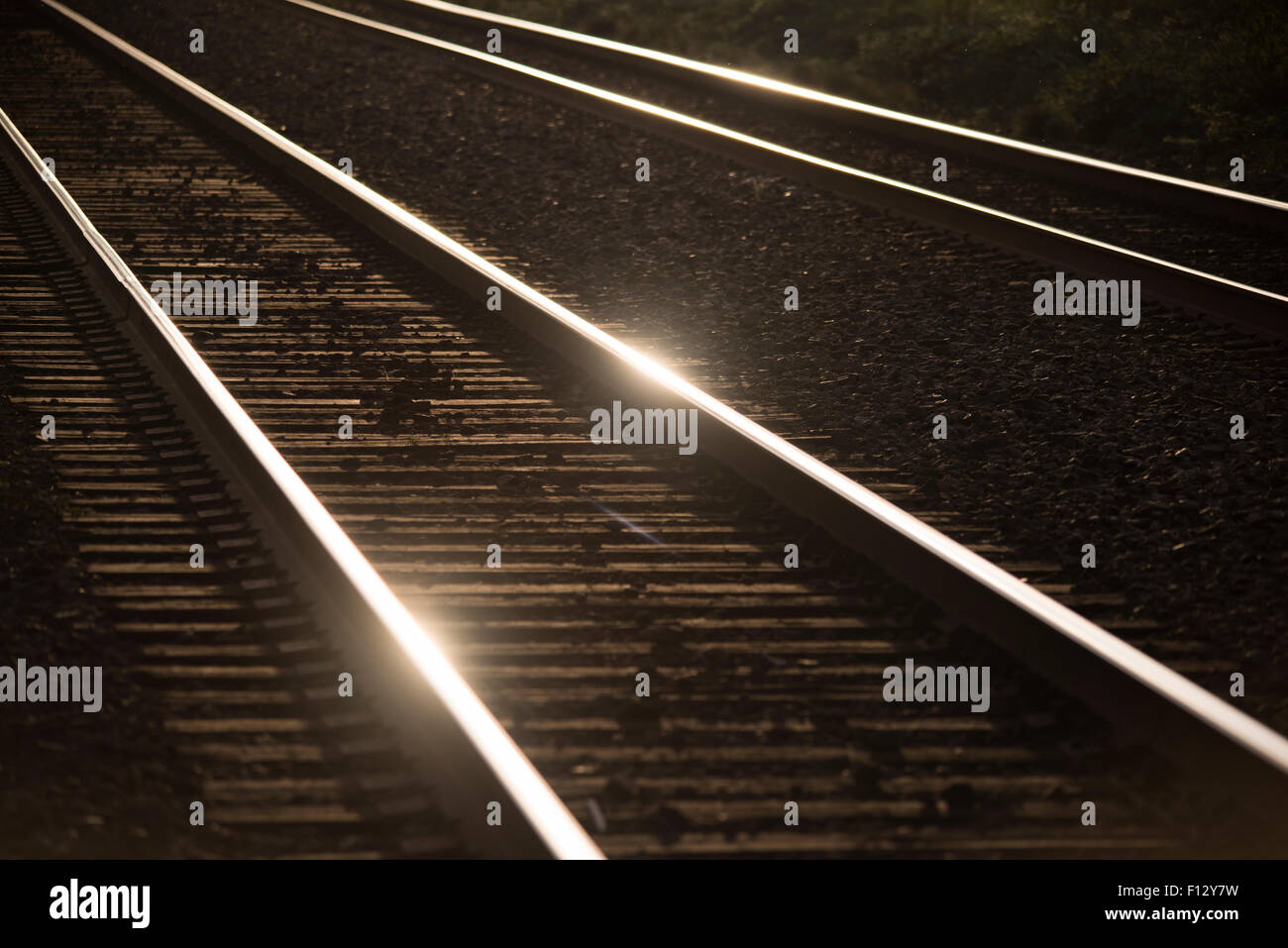 Die reflektierenden Sonnenstrahlen die KN-hauptlinie Titel Stockfoto