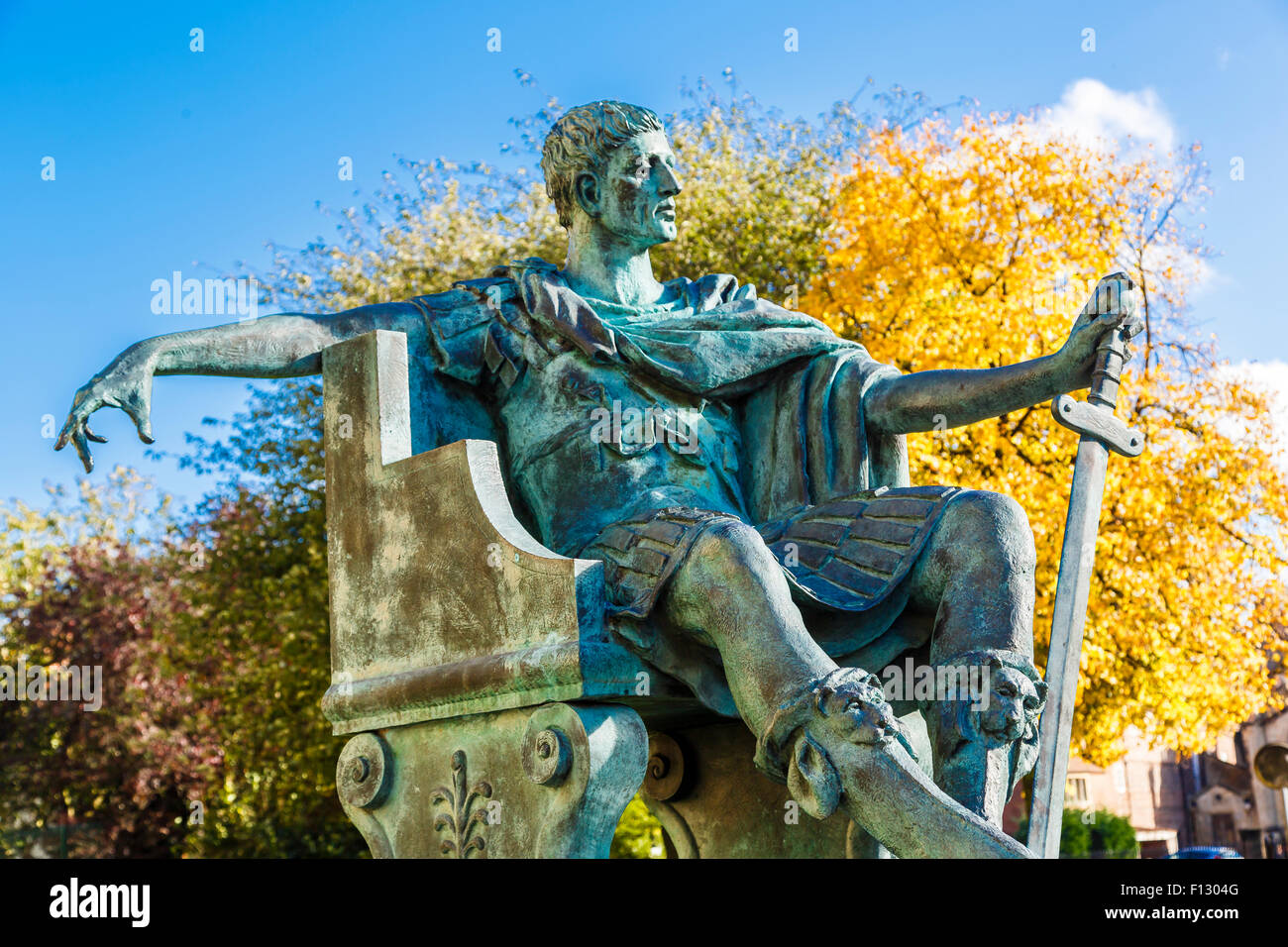 Constantine Statue außerhalb York Minster, York, UK Stockfoto