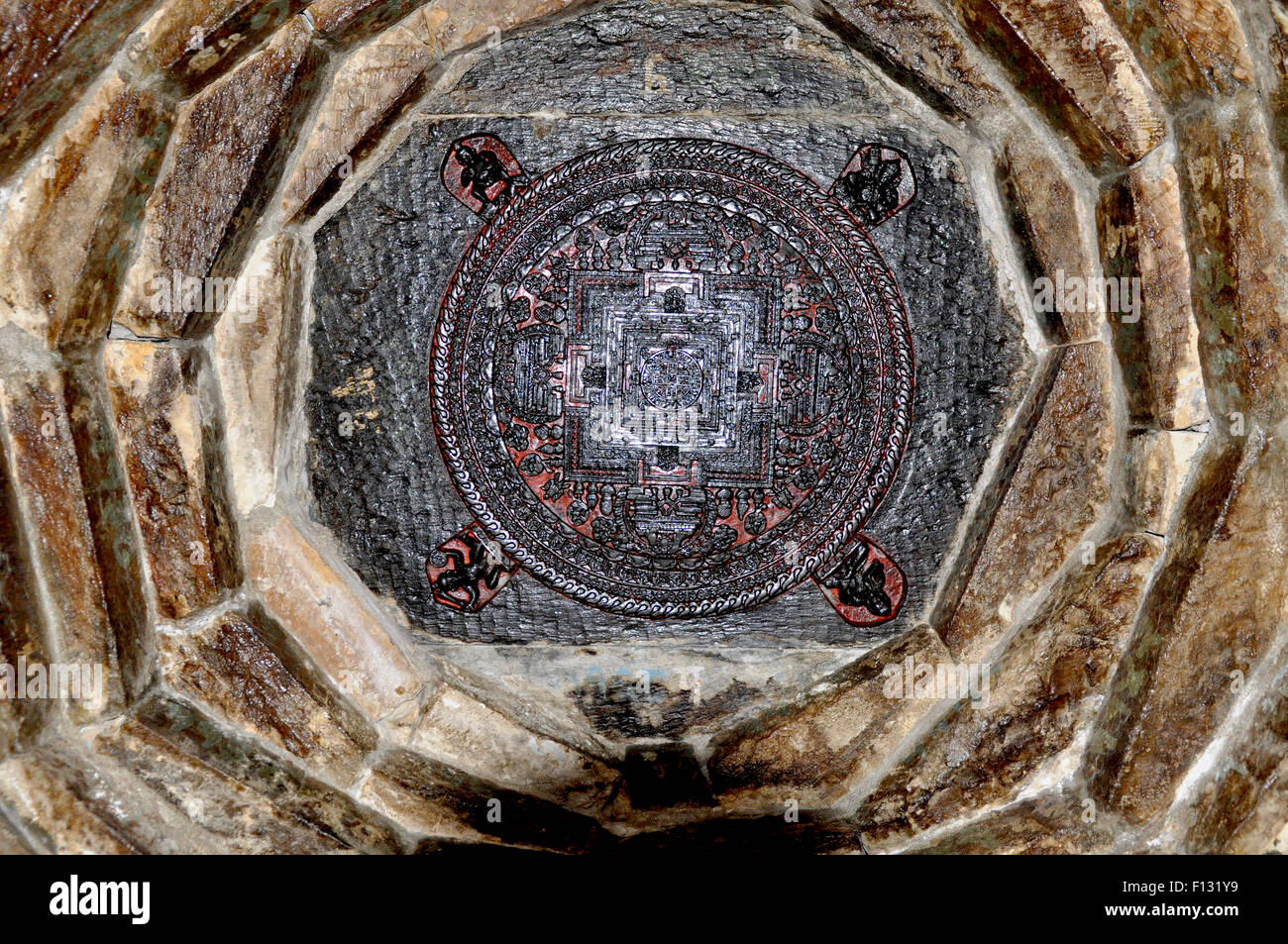 Geben Plaque mit einem Mandala auf ein Erbe Tempel-Komplex, Nepal Stockfoto