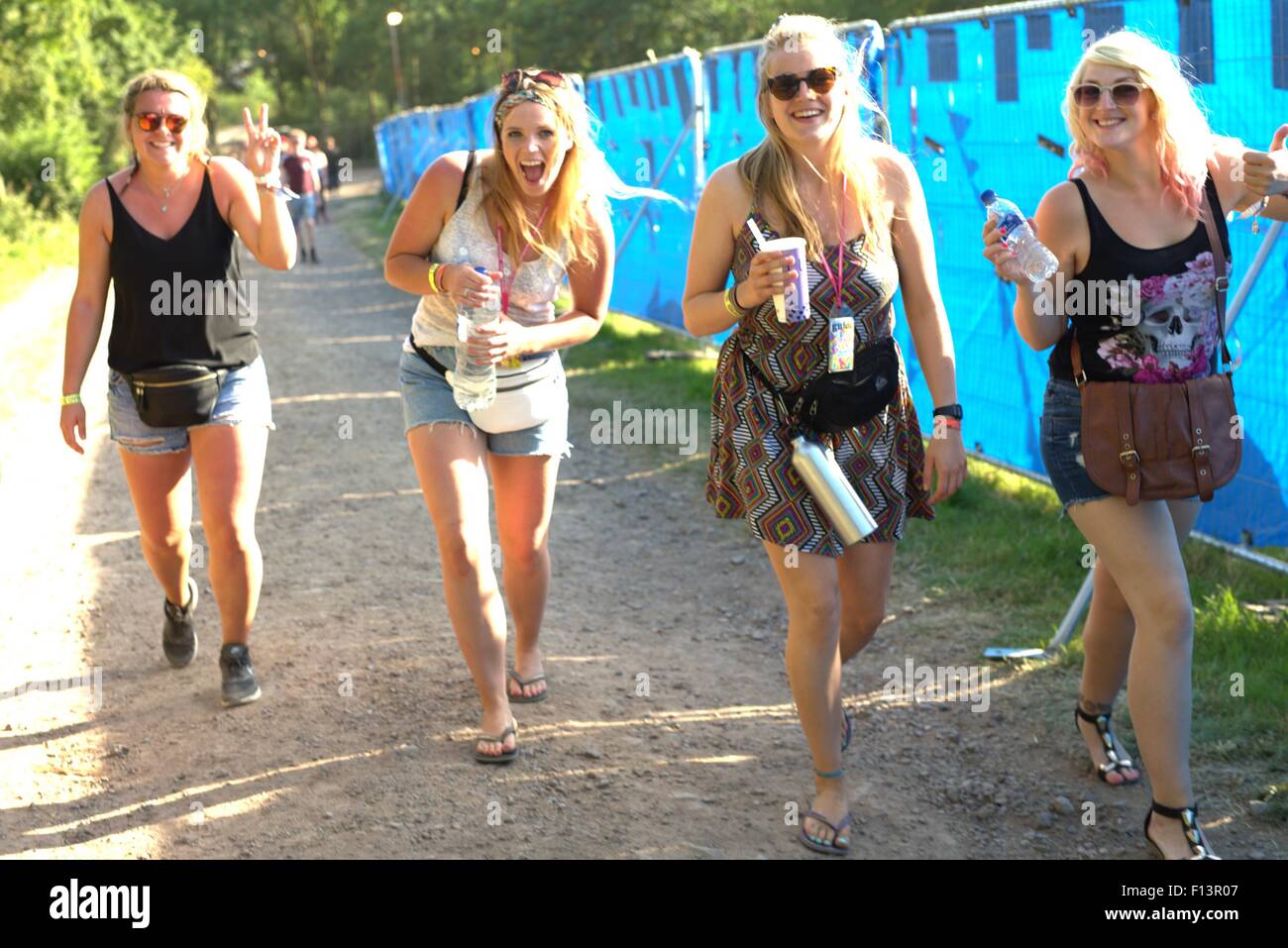 Glastonbury Festival 2015 - Tag 2 - Atmosphäre Mitwirkende: Atmosphäre wo: Somerset, Vereinigtes Königreich bei: 25. Juni 2015 Stockfoto