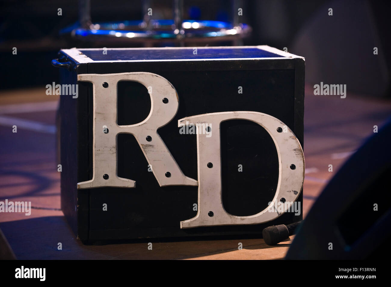 Ehemalige Kinks-Frontmann Ray Davies mit seiner Band auf der Bühne am Brecon Jazz Festival 2015 Stockfoto