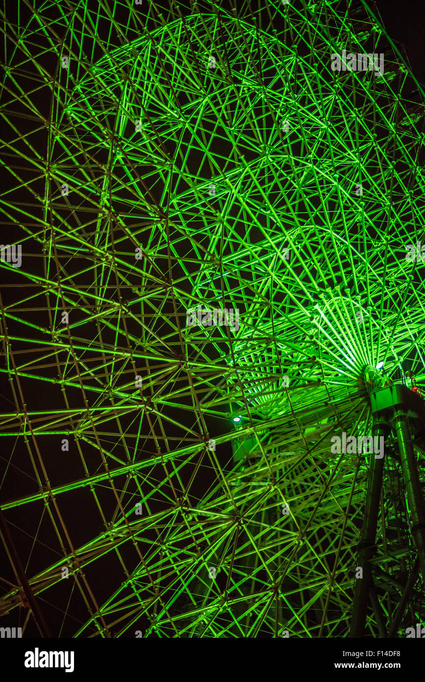 Riesenrad am Abend Stockfoto