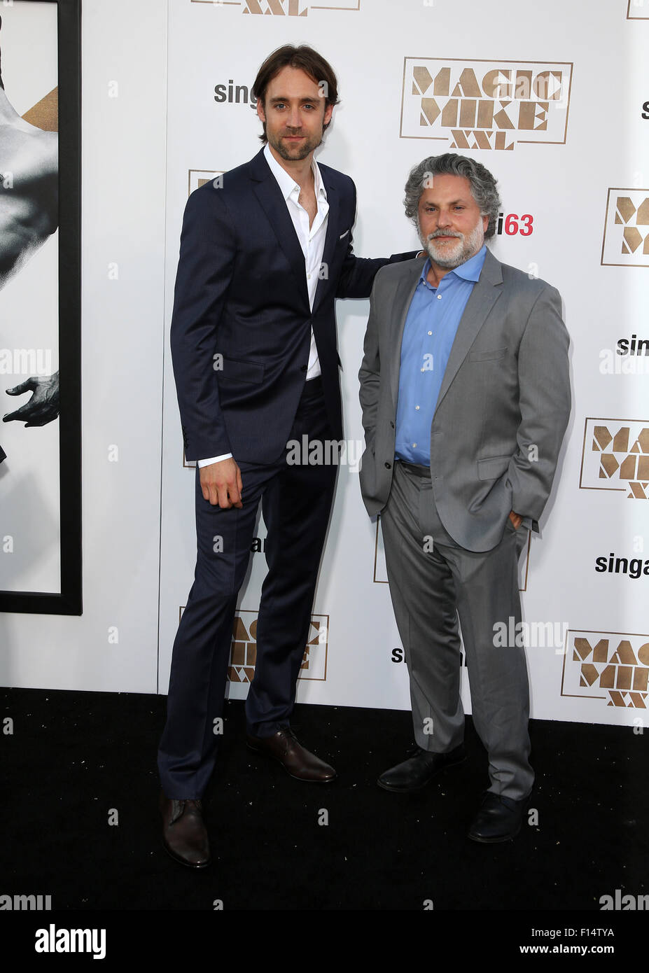 Premiere von Warner Bros Pictures' Magic Mike XXL im TCL Chinese Theatre in Hollywood - Ankünfte mit IMAX: Reid Carolin, Gregory Jacobs wo: Hollywood, Kalifornien, Vereinigte Staaten, wann: 25. Juni 2015 Stockfoto