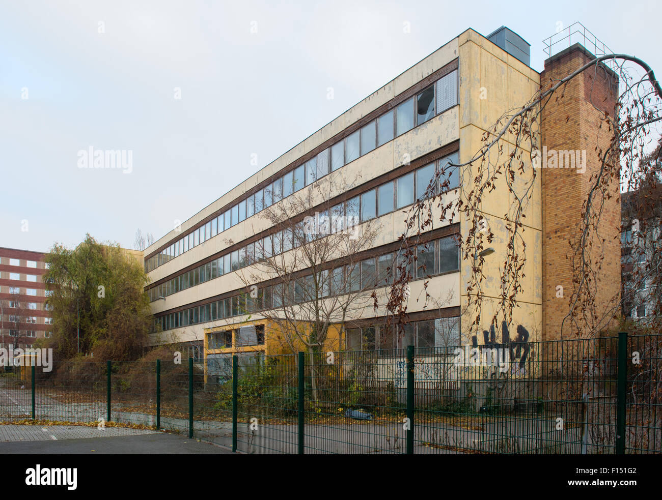 Berlin, Deutschland, verlassenen Schulgebäude aus DDR-Zeiten Stockfoto
