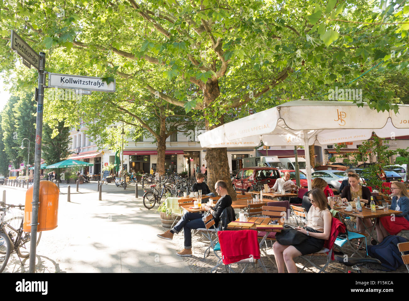 Restaurant am Kollwitzstrasse im Bezirk Prenzlauer Berg, Berlin, Deutschland Stockfoto