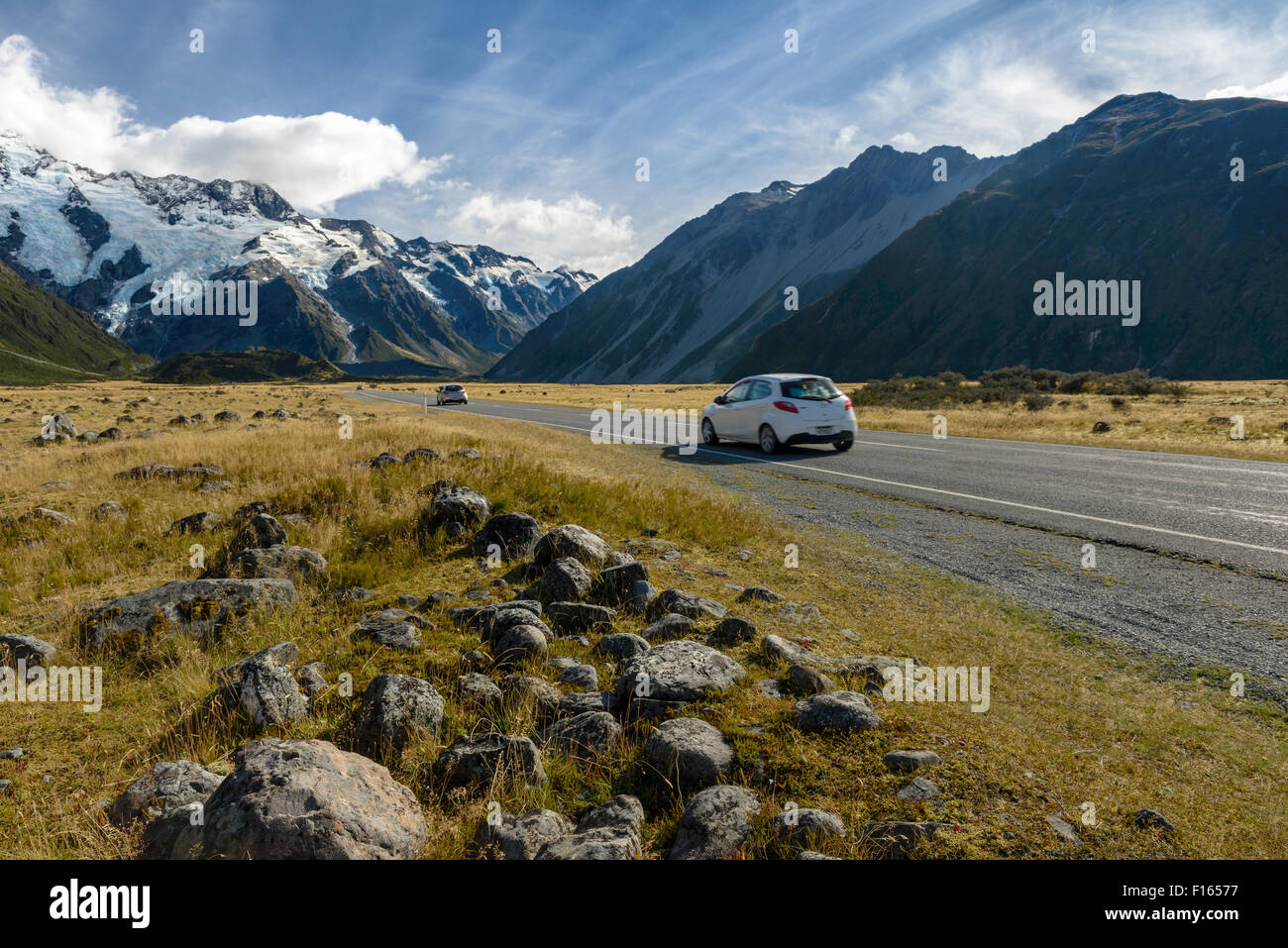 Leere Autobahn unterwegs Aoraki Mount Cook Stockfoto