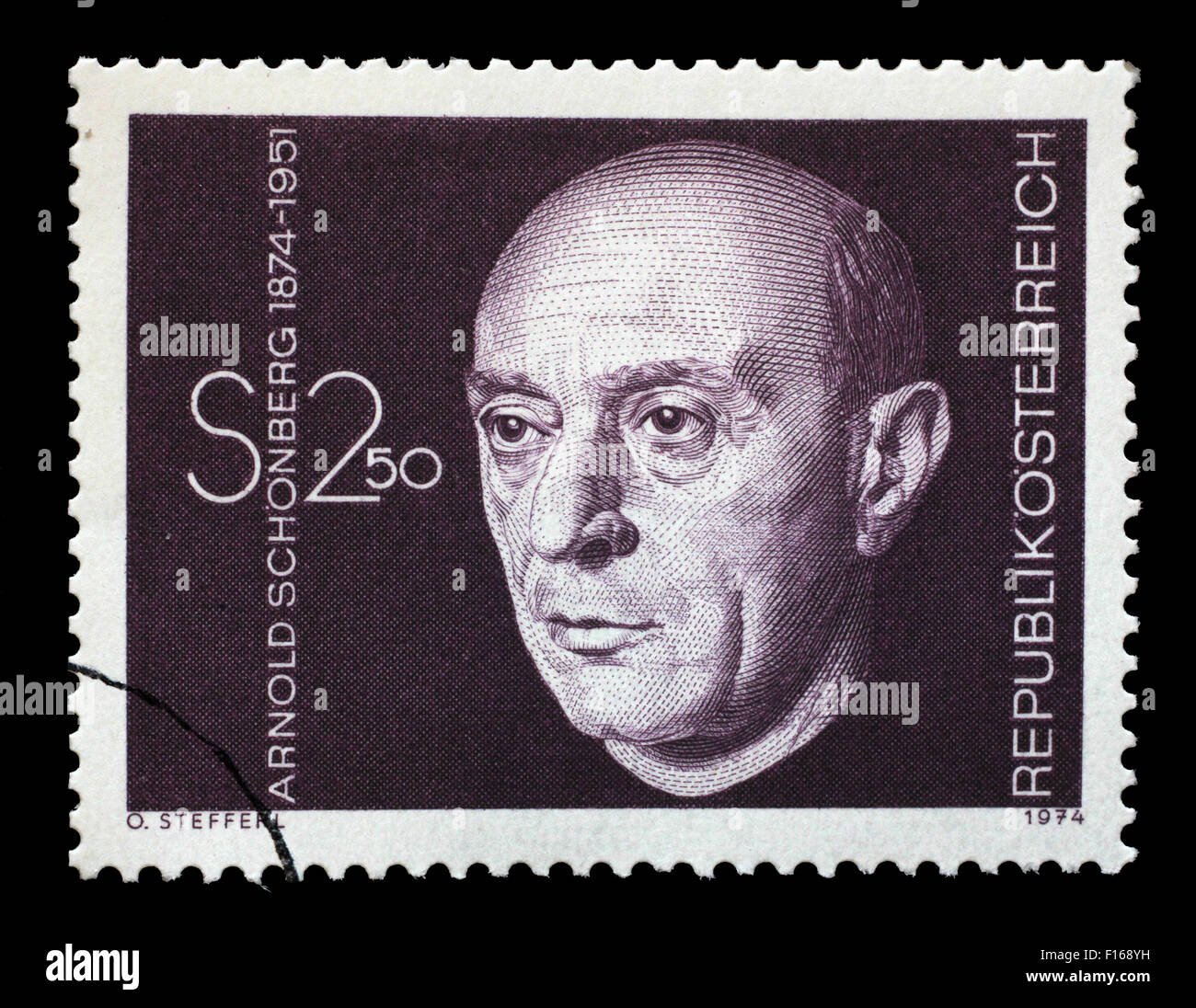 Briefmarke gedruckt in Österreich zeigt Arnold Schönberg, Komponist, ca. 1974 Stockfoto