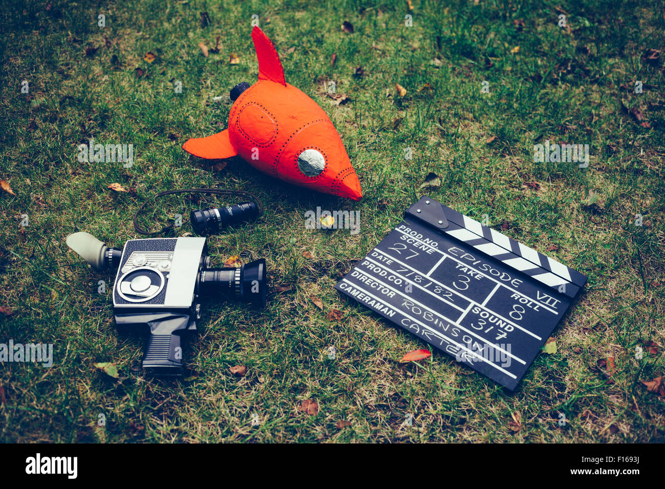 Retro-Film Making - Cine Kamera, Klappe und Rucola Stockfoto