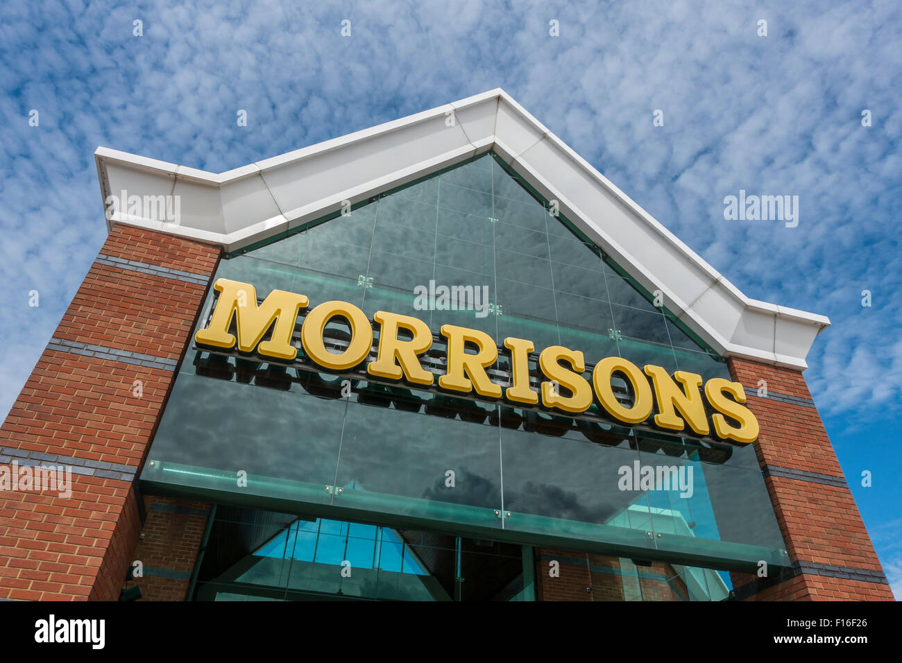 Morrisons Supermarkt Kette Logo Signage Schaufenster Stockfoto
