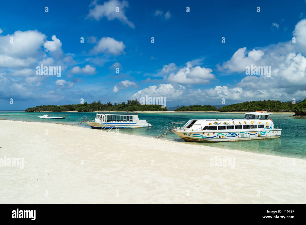 Kabira Bay auf der Insel Ishigaki, Okinawa-Japan Stockfoto