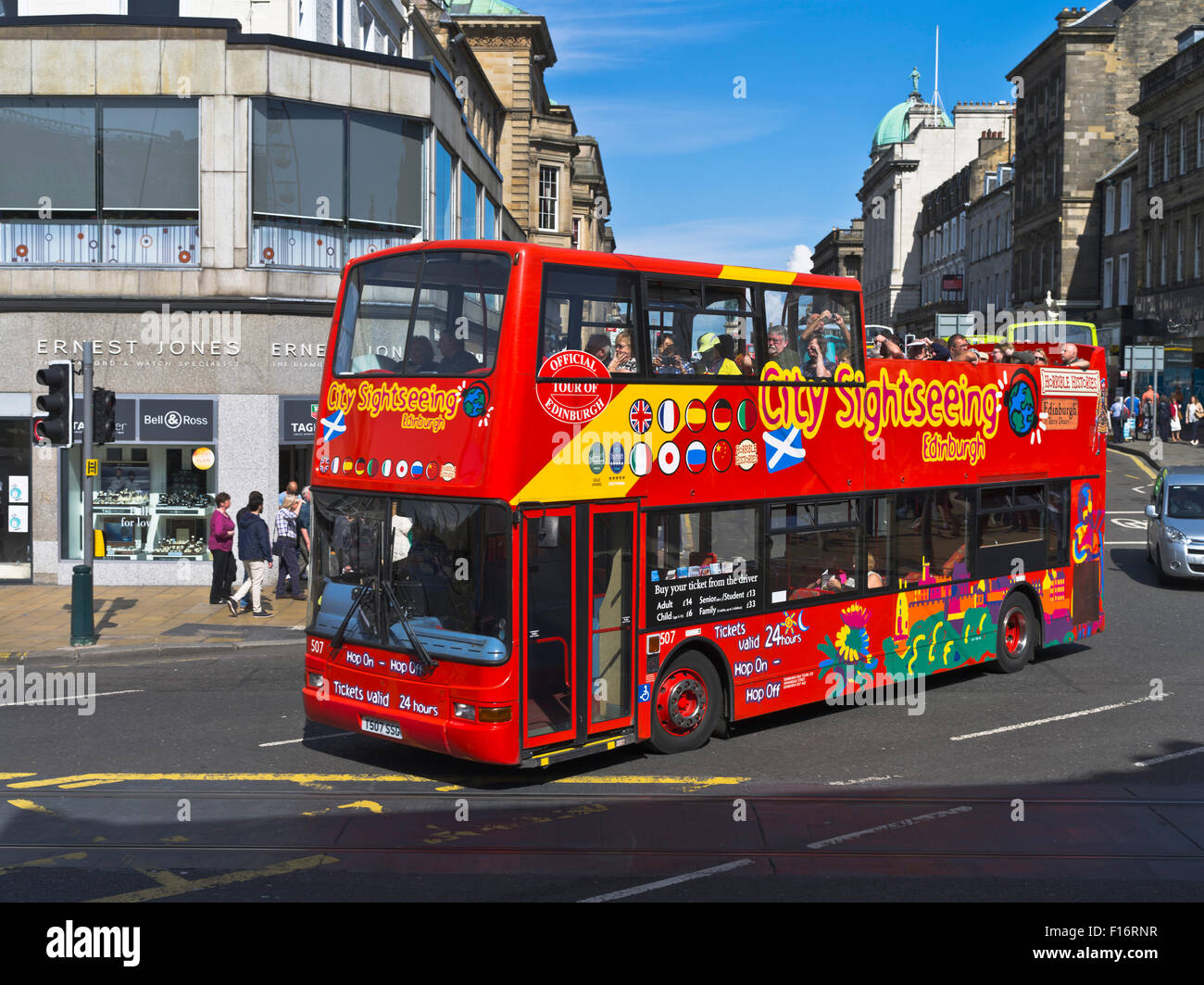 dh PRINCES STREET EDINBURGH City Sightseeing Edinburgh Bus öffnen Top Doppeldecker Stockfoto