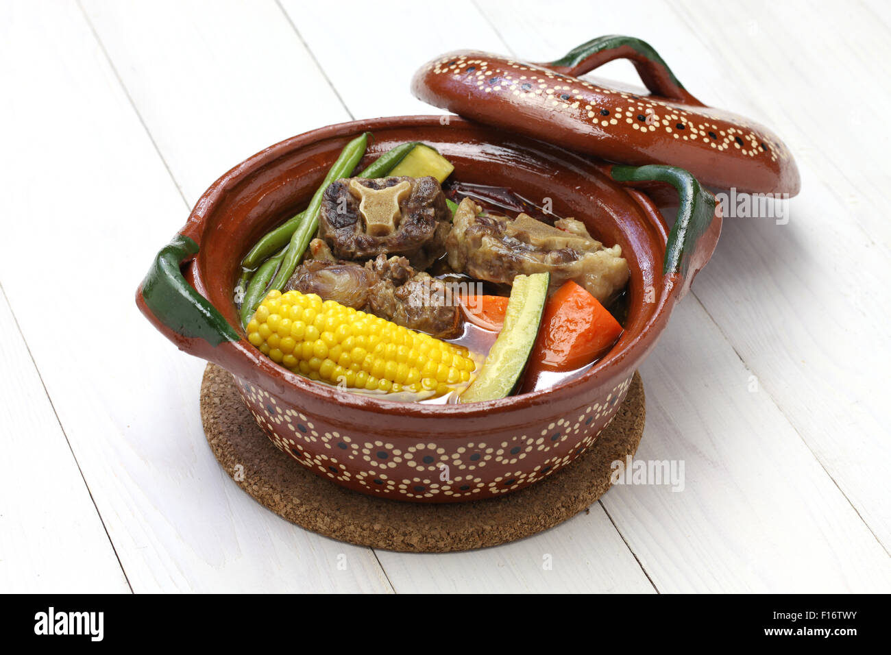 Maulwurf de Olla, mexikanische scharfe Rindfleisch und Gemüseeintopf Stockfoto