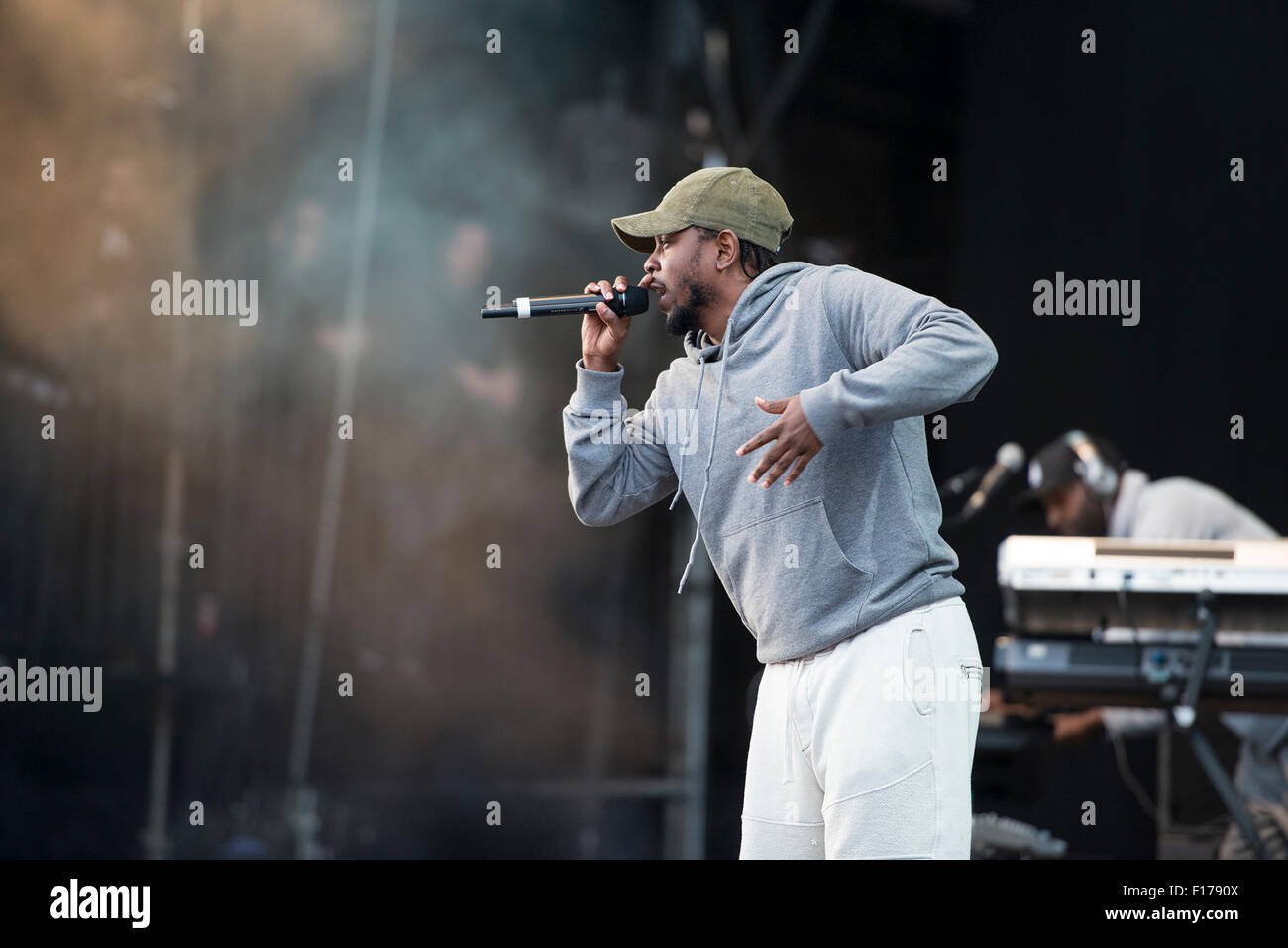 Leeds, UK. 28. August 2015. Kendrick Lamar führt auf der Hauptbühne beim Leeds Festival, Braham Park 28.08.2015 Credit: Gary Mather/Alamy Live News Stockfoto