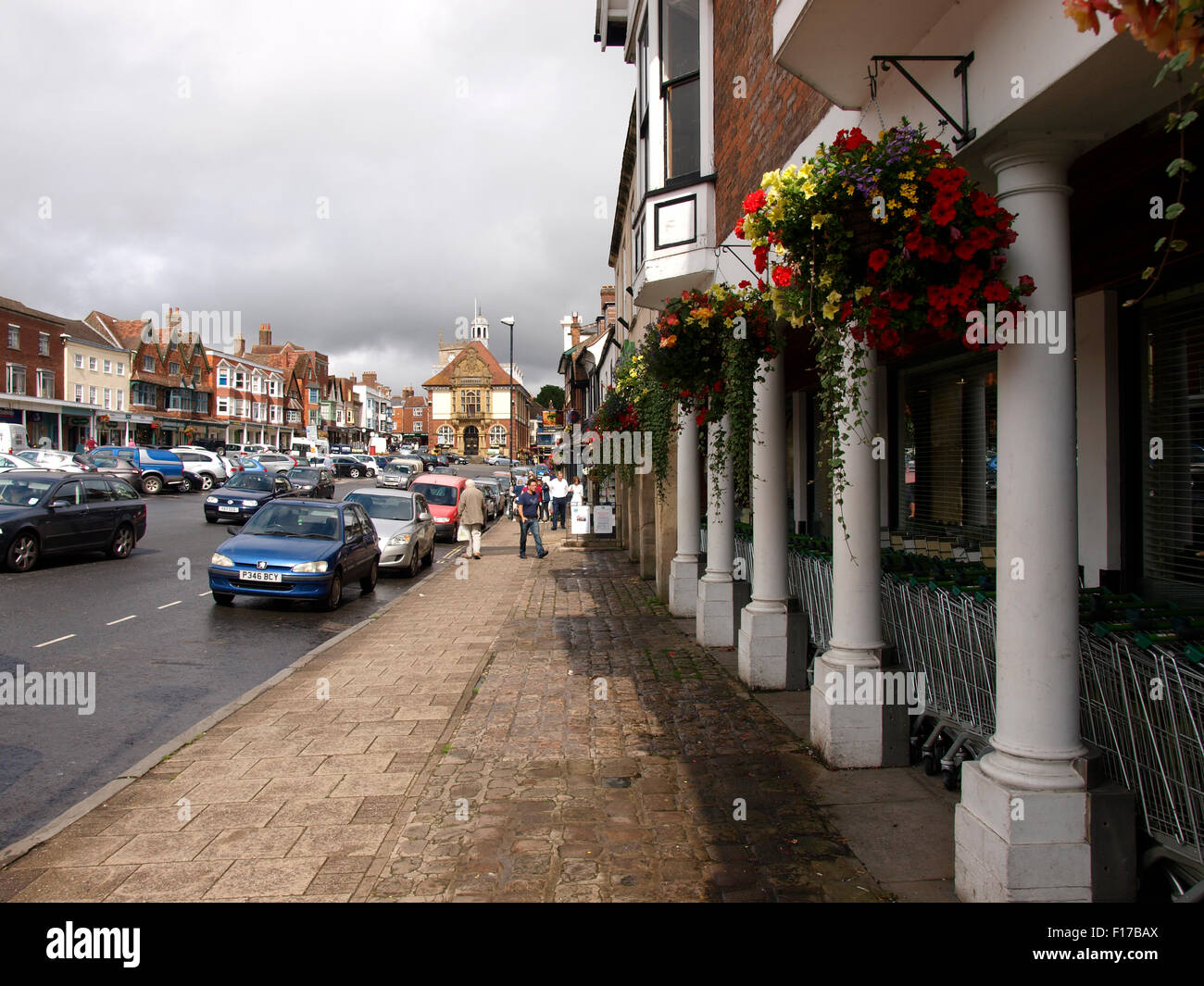 Stadtzentrum von Marlborough, Wiltshire, UK Stockfoto