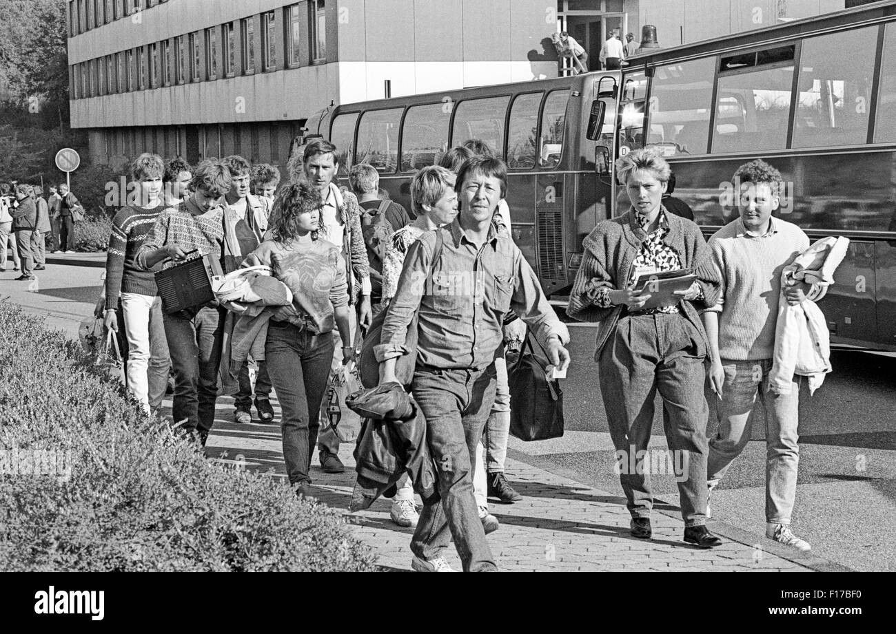 Ankunft von einem Sonderzug mit 800 DDR-Flüchtlinge aus Prag, in Ahrweiler, ein Monat vor der Berliner Mauer fiel Stockfoto