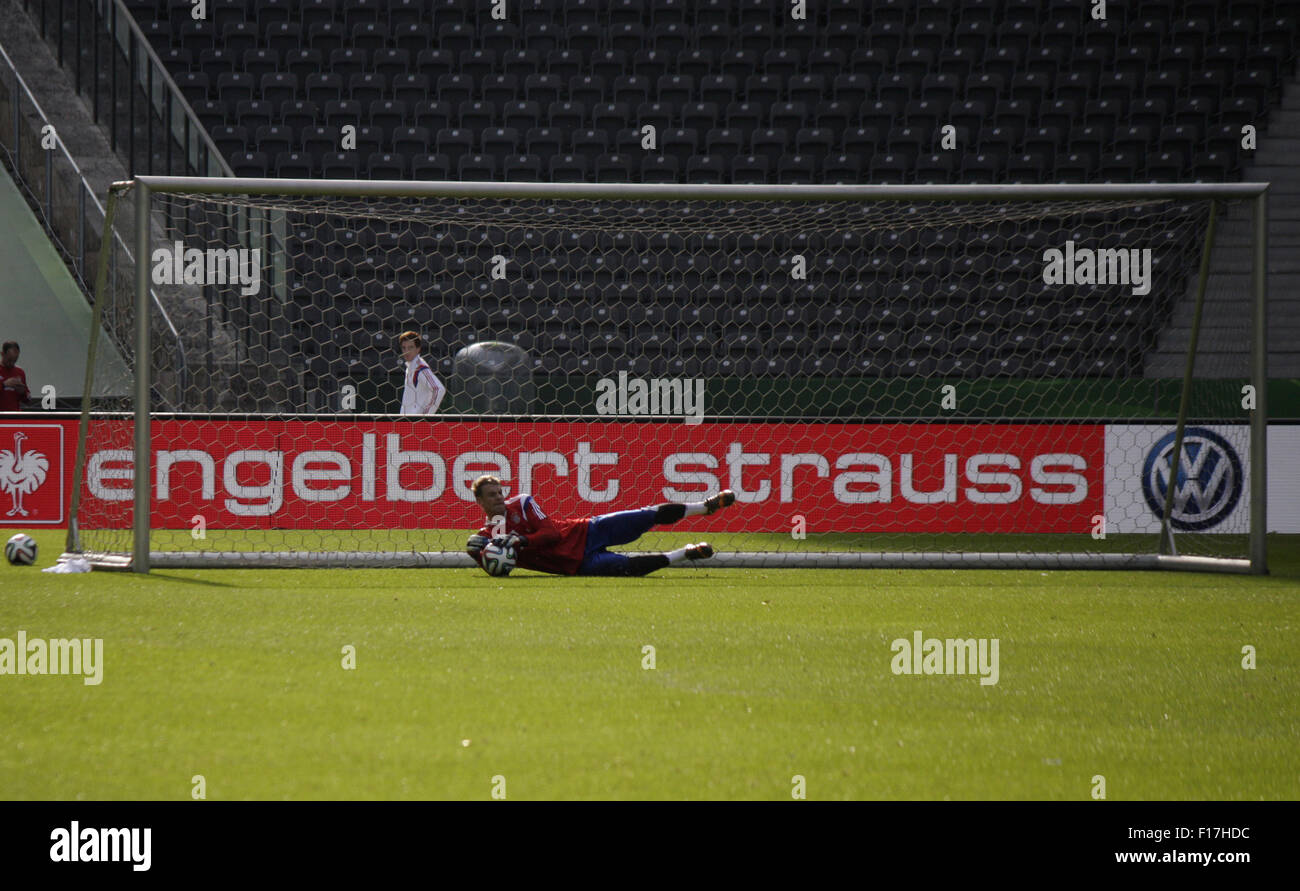 Manuel Neuer - Training des FC Bayern Muenchen Vor Dem Anstehenden Finale äh Höhle DFB-Pokal Zwischen Borussia Dortmund Und Dem FC Stockfoto