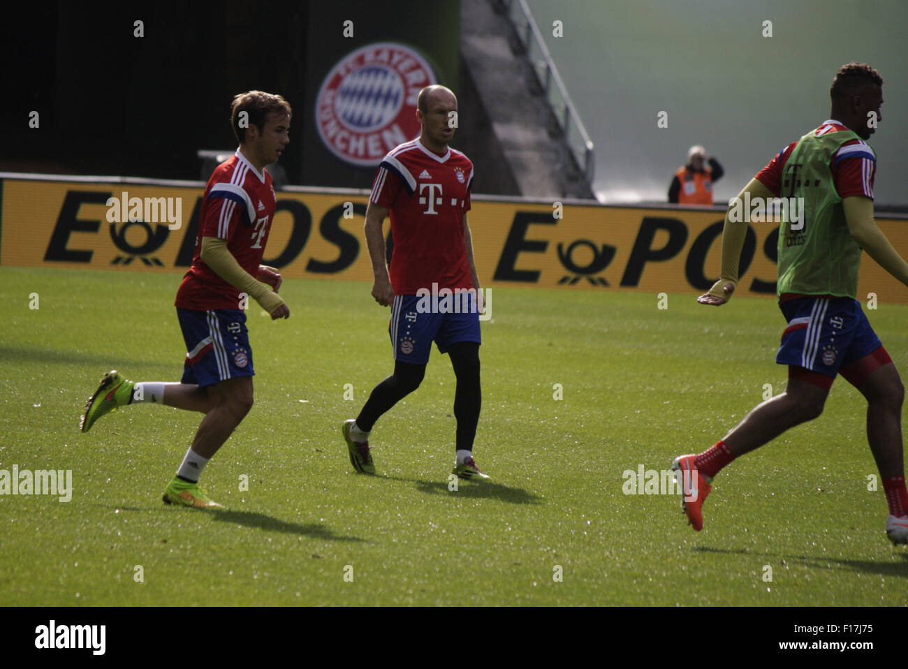 Mario Goetze, Arien Robben, Jerome Boateng - Training des FC Bayern Muenchen Vor Dem Anstehenden Finale Höhle Umm DFB-Pokal zwische Stockfoto