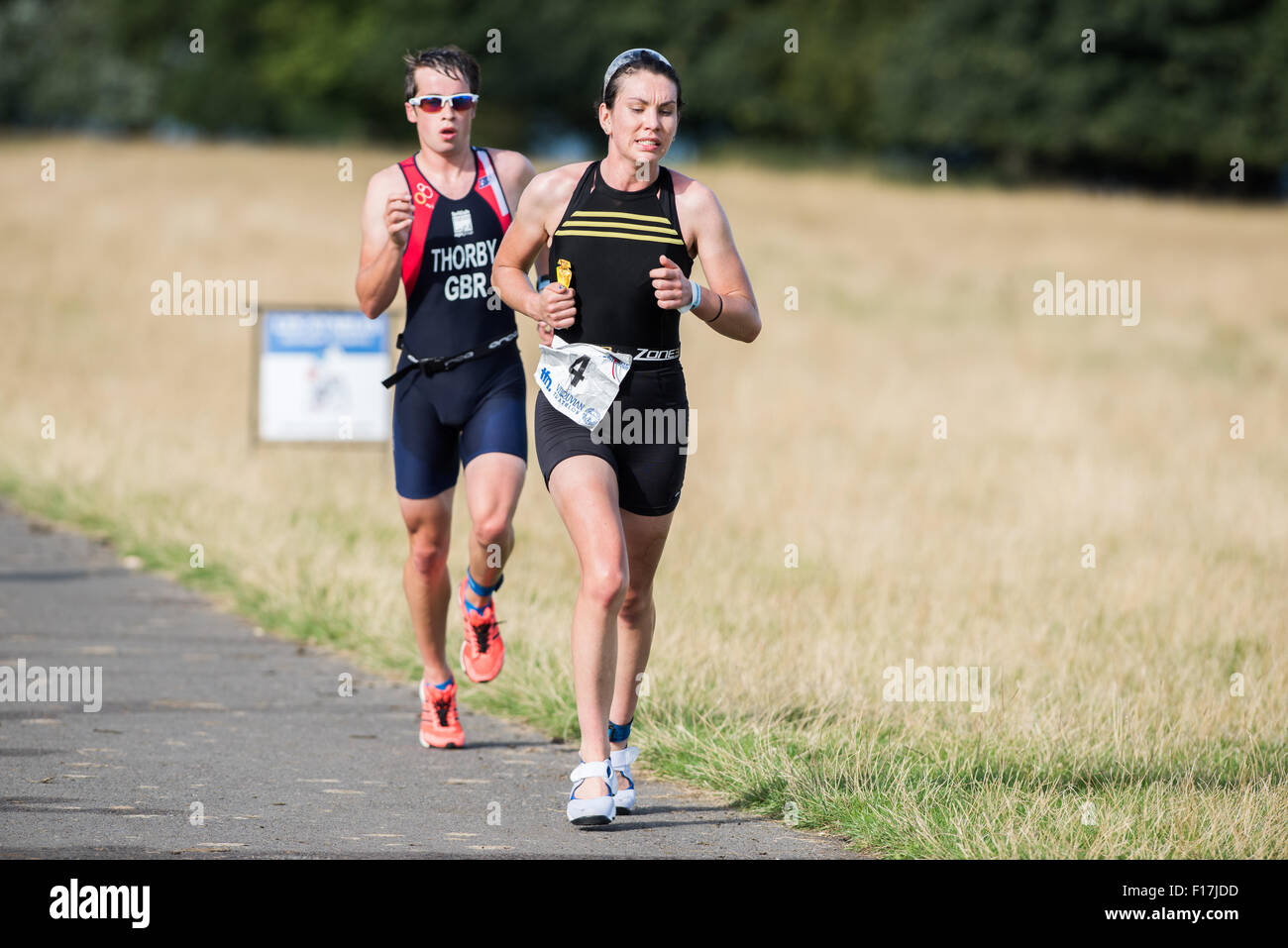 Rutland Wasser, UK. 29. August 2015. Triathlon Rutland Wasser 29 august 2015 Frau Sieger: Kelly Murphy (no4) Credit: Vermischtes/Alamy Live News Stockfoto