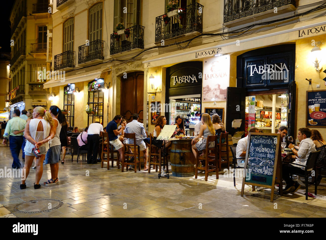 Taberna La Posada, typische spanische Tapas-Bar im Zentrum von Malaga ...