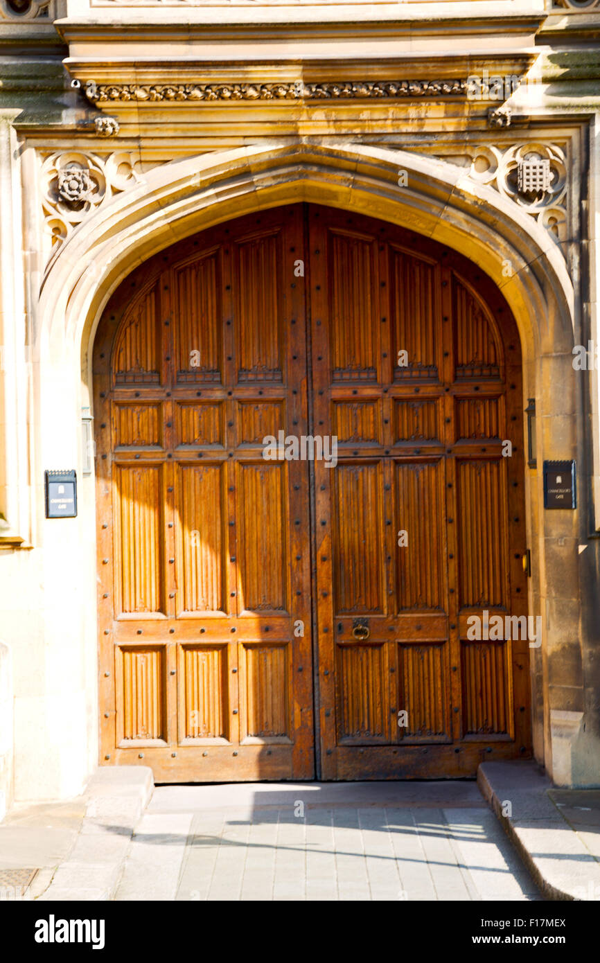 Parlament in London alte Kirchentür und Marmor Antik Wand Stockfoto